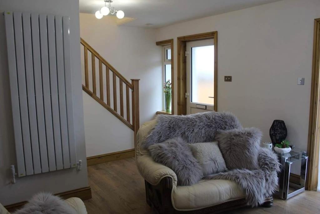 3 Bedroom Terrace Holiday Home Грейт Торингтън Екстериор снимка
